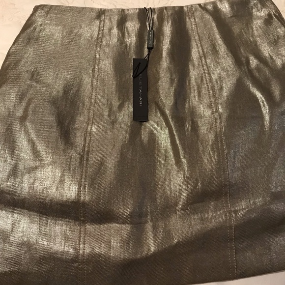Elie Tahari Dresses & Skirts - Elie Tahari Taupe & Silver metallic skirt, 8, NWT